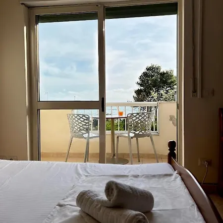 Lägenhet Sea View And Next To Promenade, Studio,1,1 And 2,1 *